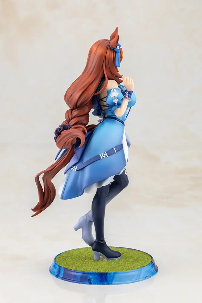 Figurine Super Creek de Uma Musume Pretty Derby par Kotobukiya, scale 1/7 en PVC peint, hauteur 276 mm